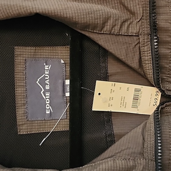 NWT Eddie Bauer Dark Green Sleeveless Jacket - Picture 2 of 11